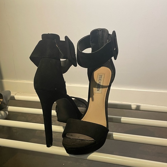 STEVE MADDEN Circuit Black Suede Leather Ankle Strap Heels - Picture 7 of 8
